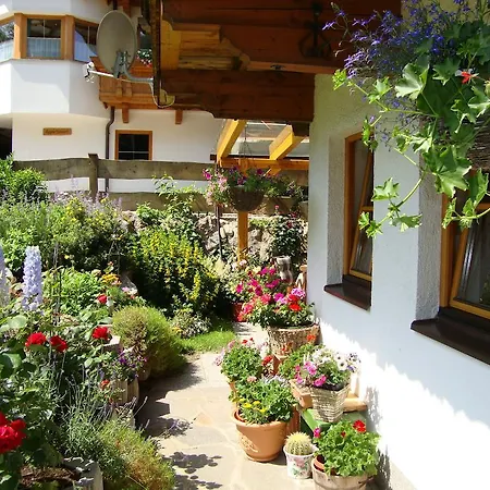 Haus Zuhag *